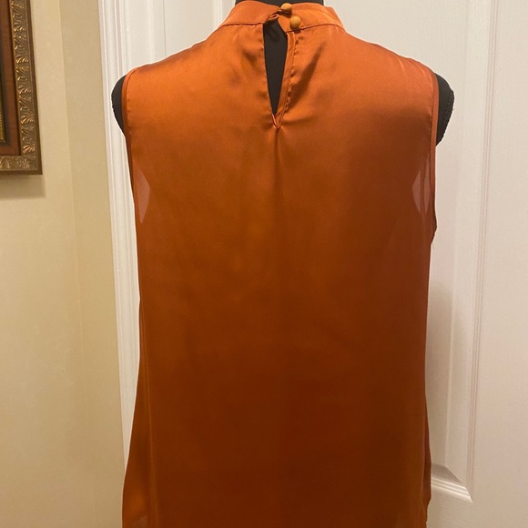 Top - Picture 4 of 5